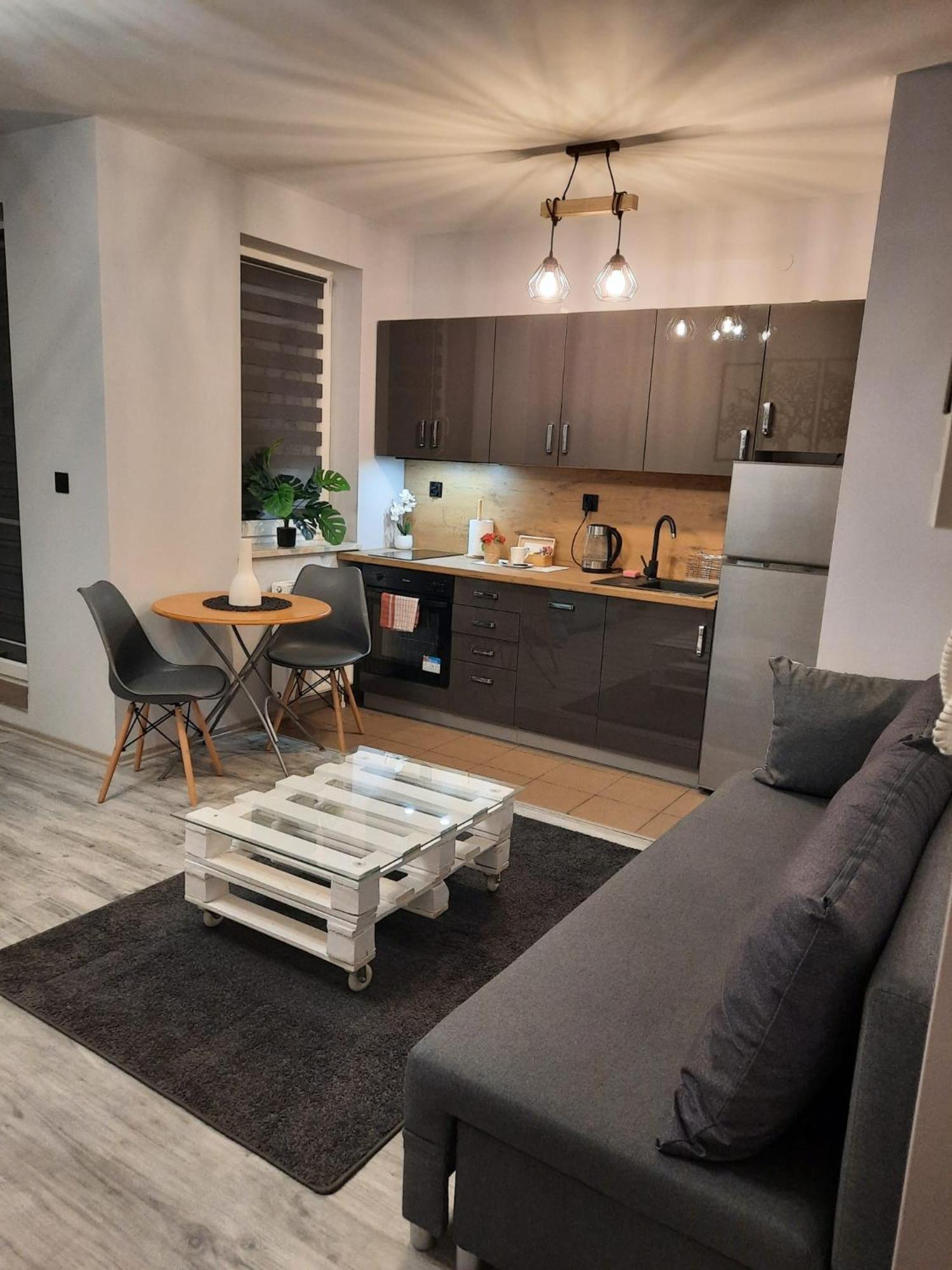 Apartamenty Trzy Wieze Warszawa Zewnętrze zdjęcie